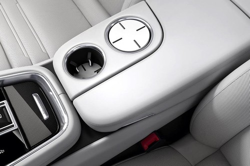 Panamera Front Center Divider