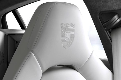 Panamera Front Seat Headrest
