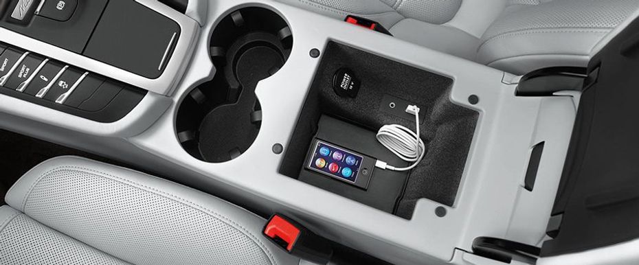 Power Accessories Outlet View of Porsche Macan S