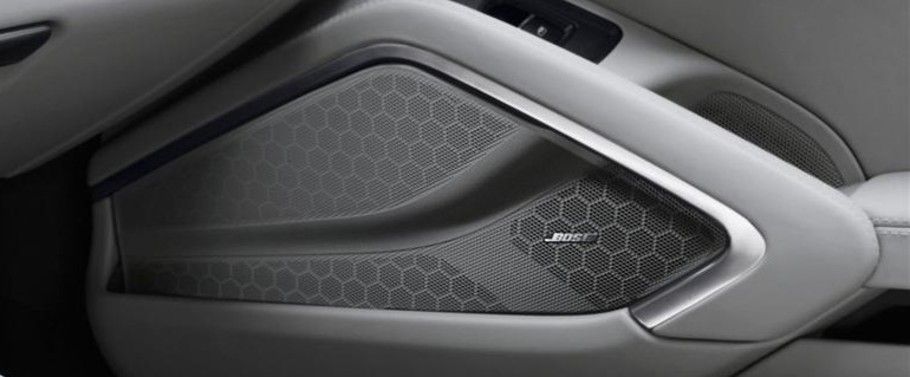 Speakers View of Porsche 911 Carrera Cabriolet