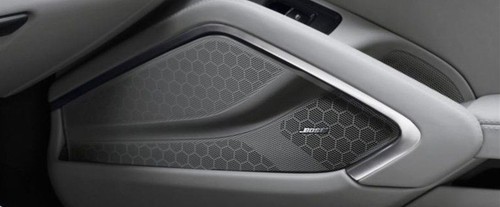 Speakers View of Porsche 911 Carrera Cabriolet