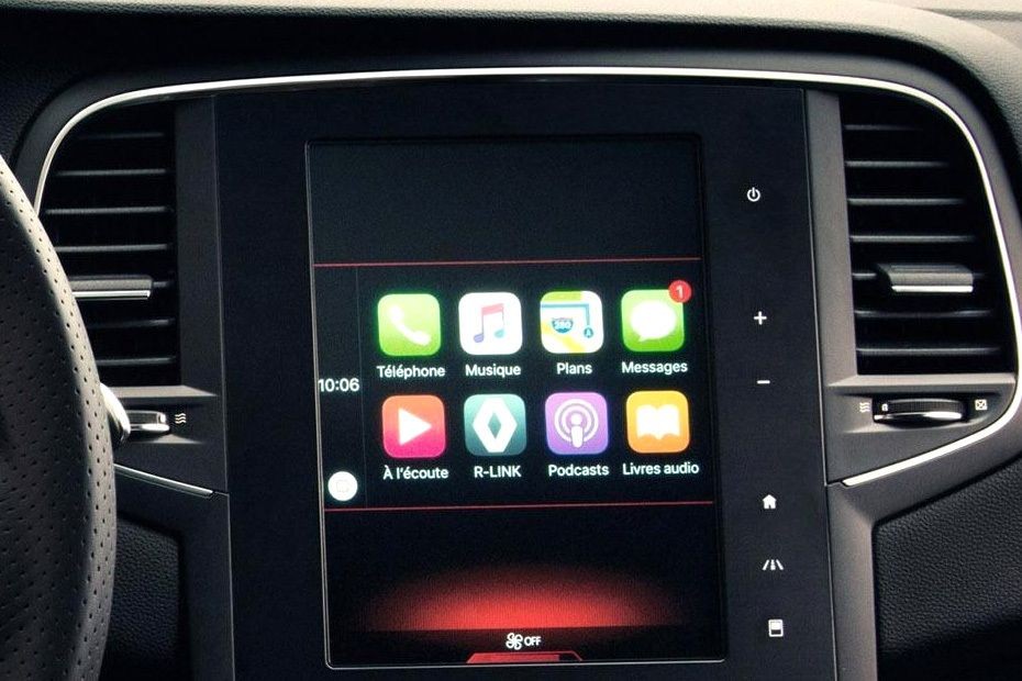 Megane RS touch screen