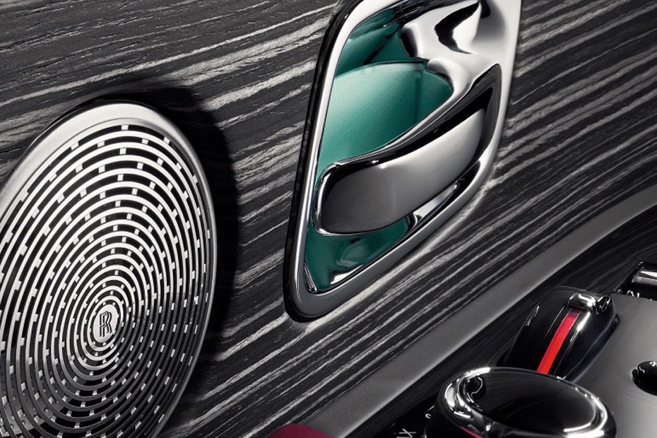 Speakers View of Rolls Royce Phantom