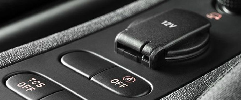 Power Accessories Outlet View of Seat ALTEA