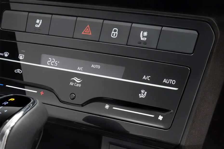 Front AC Controls of Skoda Kushaq