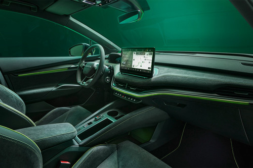 Dashboard View of Elroq RS