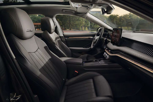 Superb Wagon Front Seats
