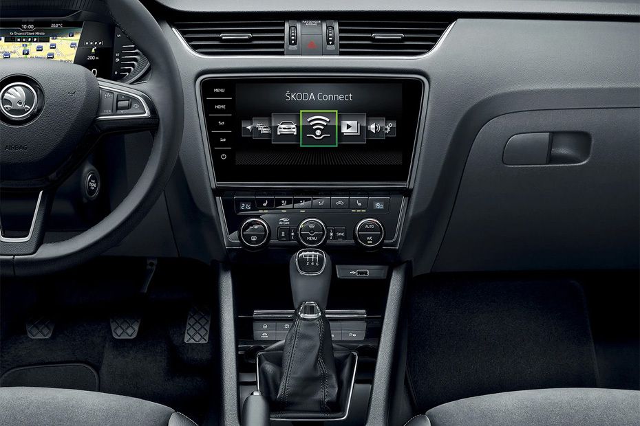 Octavia (2022-2024) Center Console