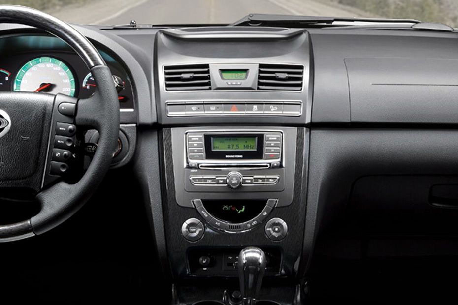 Rexton W Center Console