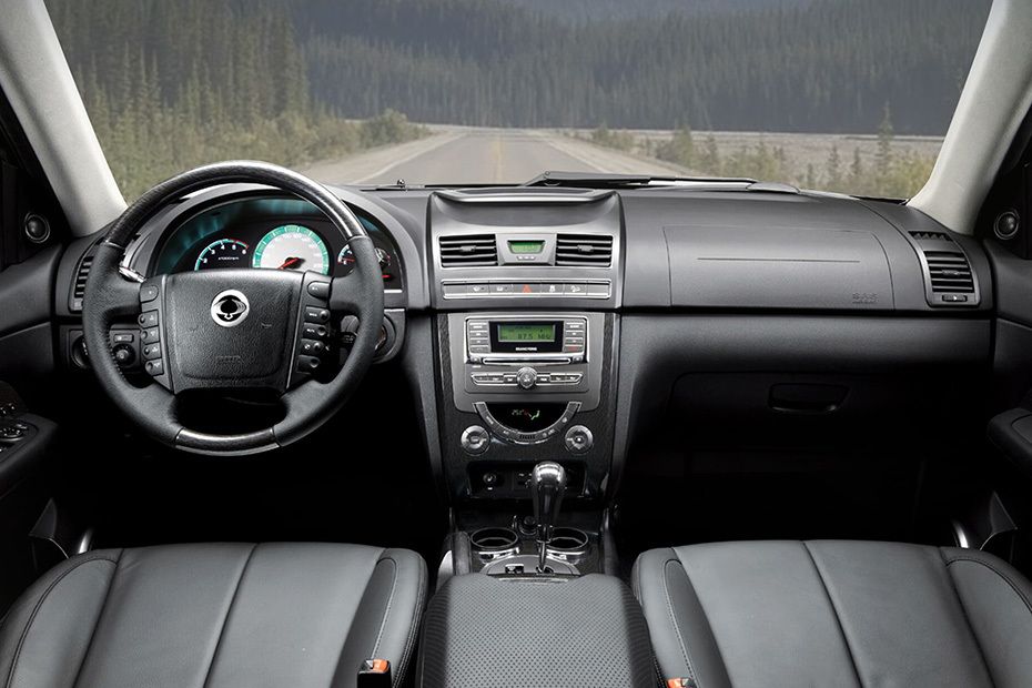 Dashboard View of Rexton W