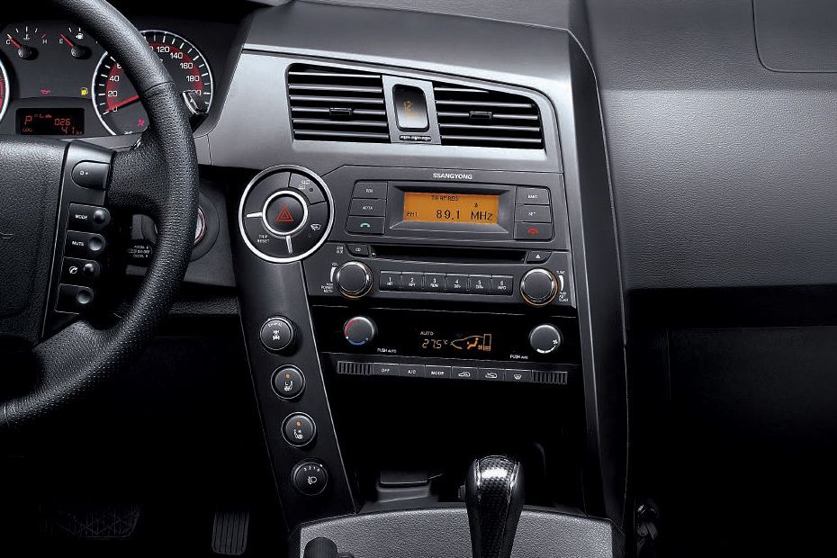 Actyon Sport Center Console