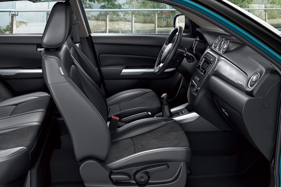 Vitara (2022) Front Seats