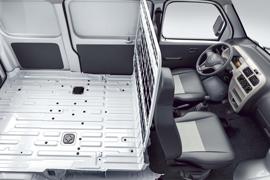 Suzuki EECO Front And Rear Seats Together