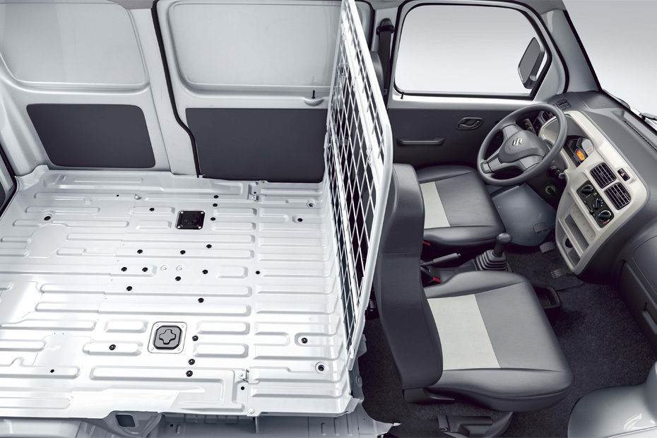 Suzuki EECO Front And Rear Seats Together