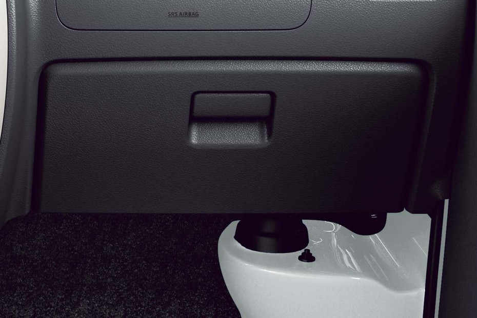 Suzuki EECO Glove Box