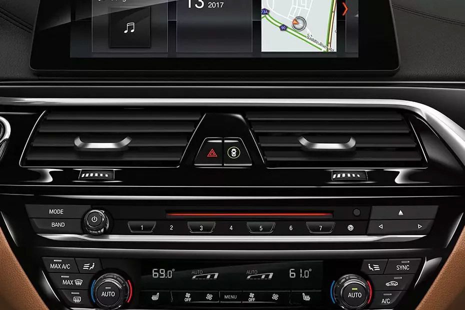 Side AC Controls of BMW 6 Series Gran Turismo