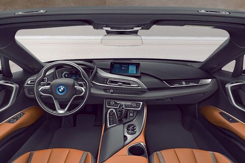 Dashboard View of i8 Roadster