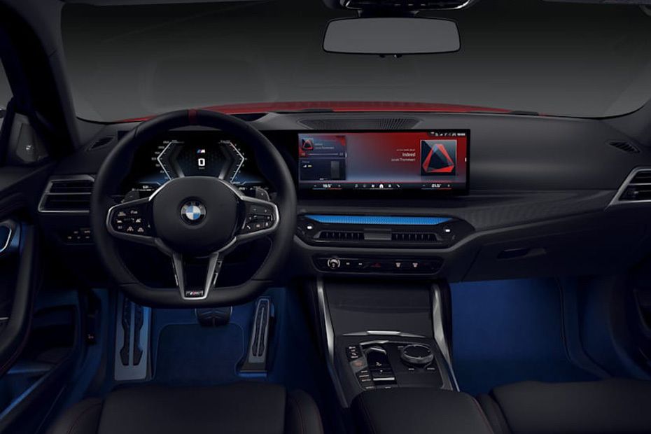 Dashboard View of 2 Series Coupe