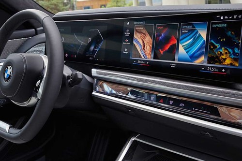 Stereo View of 7 Series