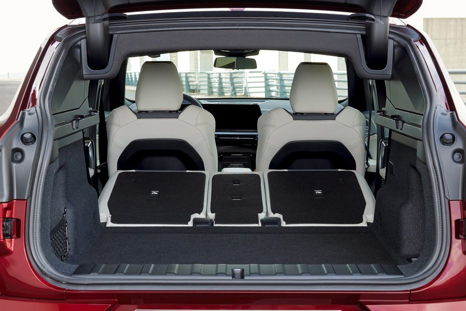 Folding Seats of BMW IX2