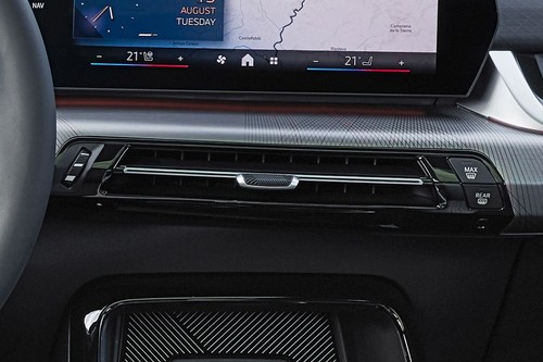 Front AC Controls of BMW IX2