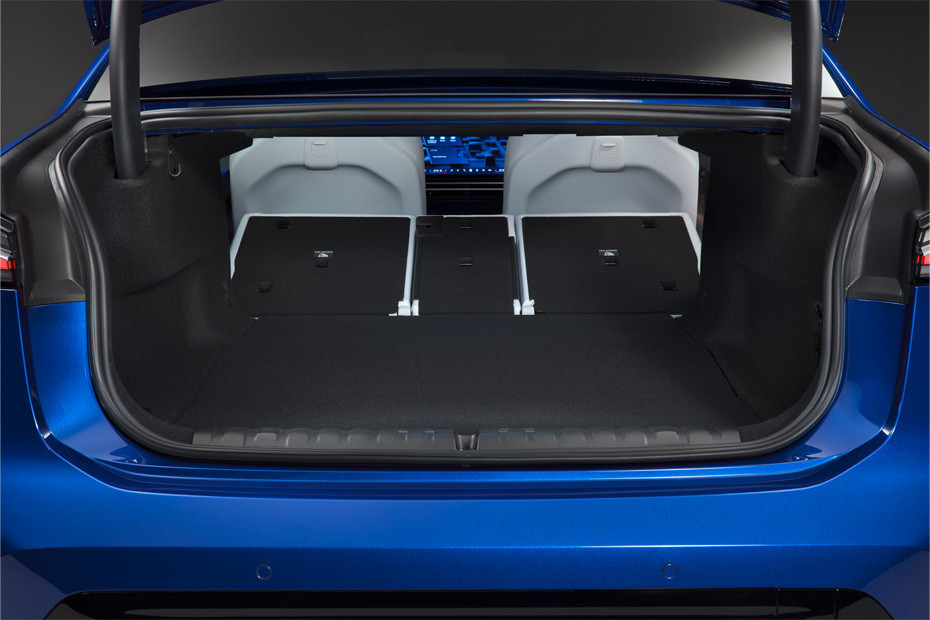 Folding Seats of BMW i3