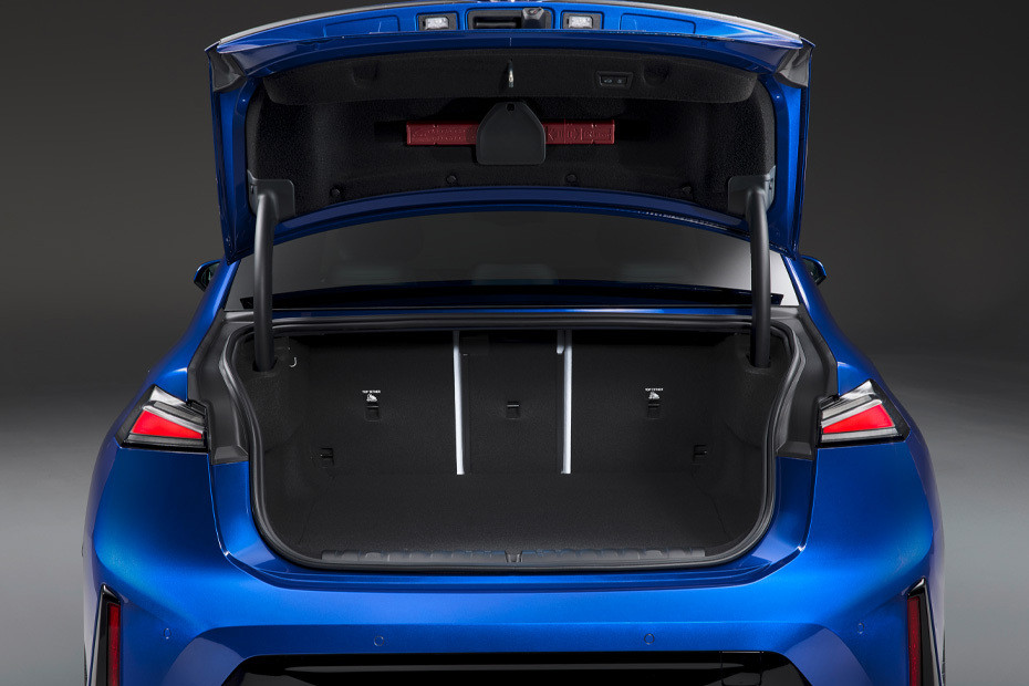 i3 Trunk Open