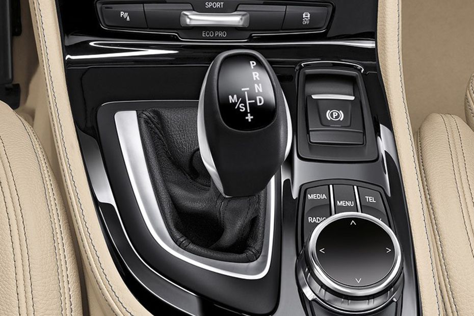 BMW 2 Series Active Tourer Gear Shifter