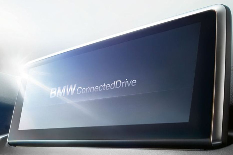 2 Series Active Tourer touch screen