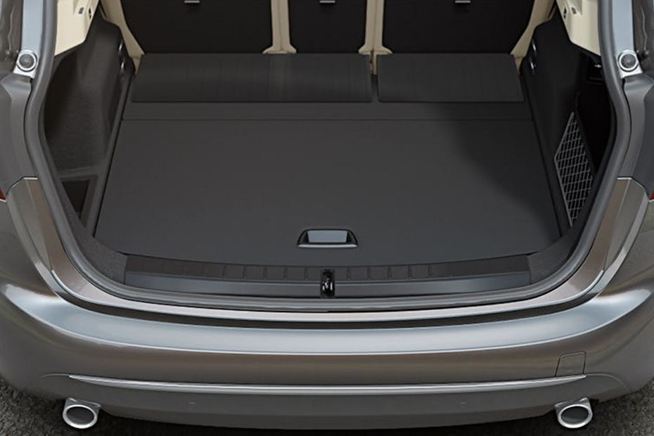 2 Series Active Tourer Trunk Open