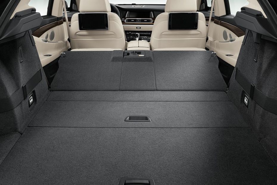 Folding Seats of BMW 5 Series Gran Turismo