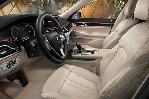 7 Series Sedan Front Seats