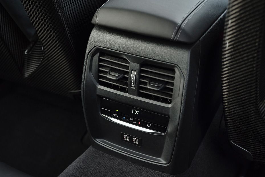 M3 Sedan Rear AC Controls