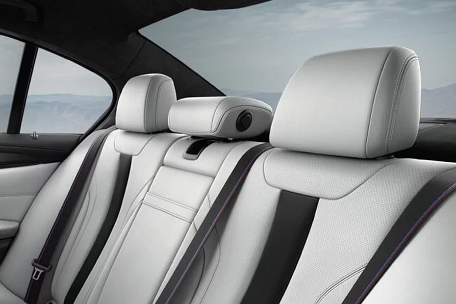 M5 Sedan Rear Seat Head rest