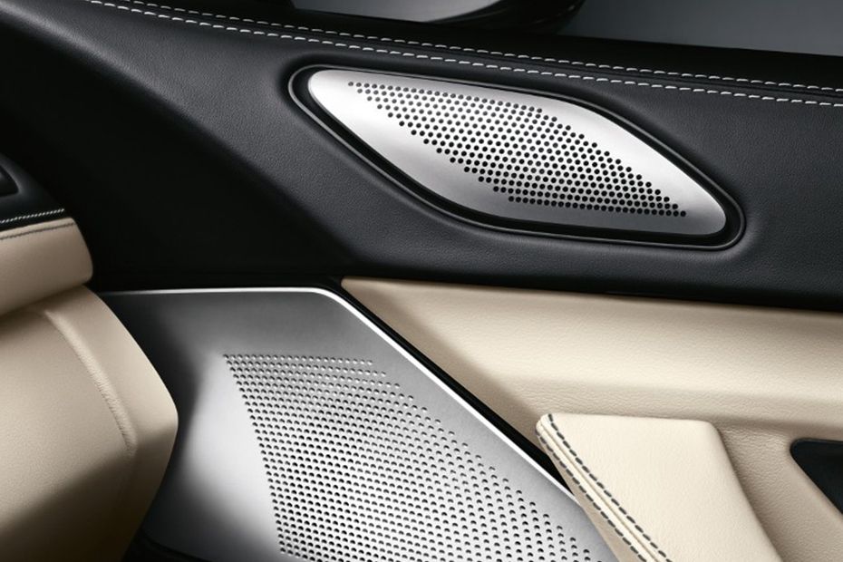 Speakers View of BMW M6 Gran Coupe