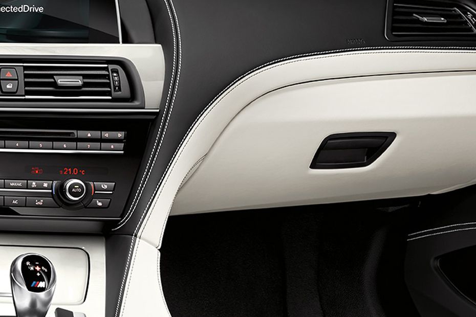 BMW M6 Convertible Glove Box