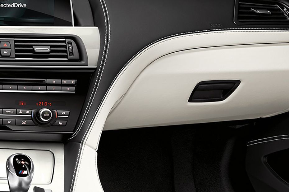 BMW M6 Convertible Glove Box