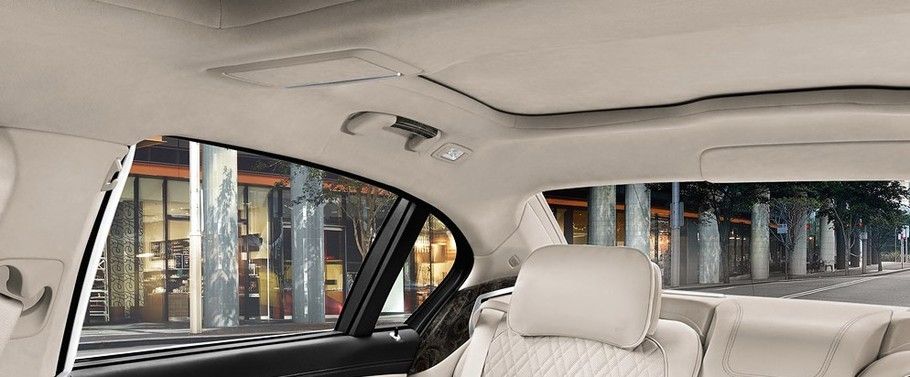 7 series (2016-2017) Rear Seat Head rest