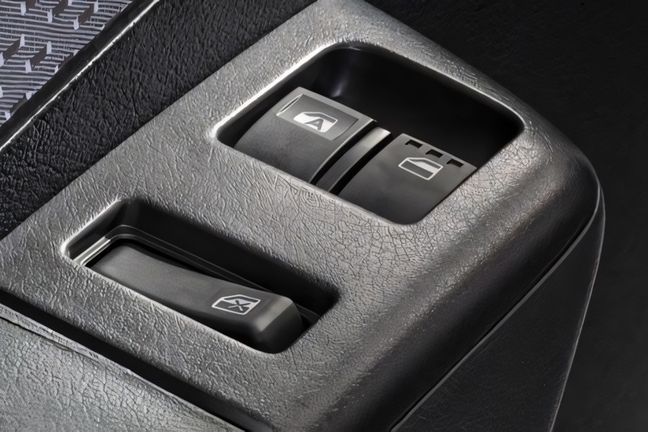 Toyota Liteace Drivers Side In Side Door Controls