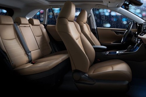Toyota RAV 4 HEV 2024-2025 Front And Rear Seats Together