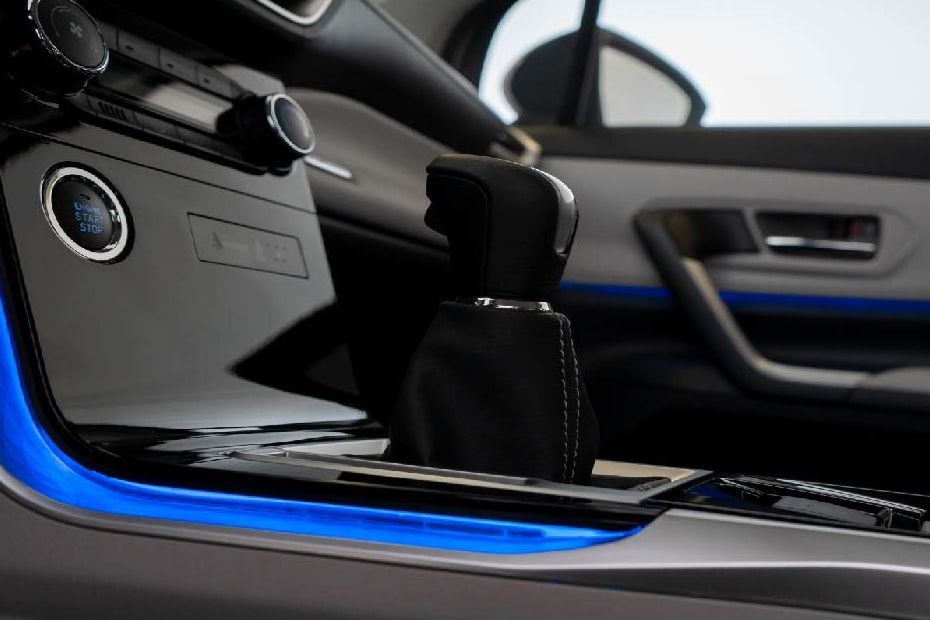 Toyota Veloz Gear Shifter