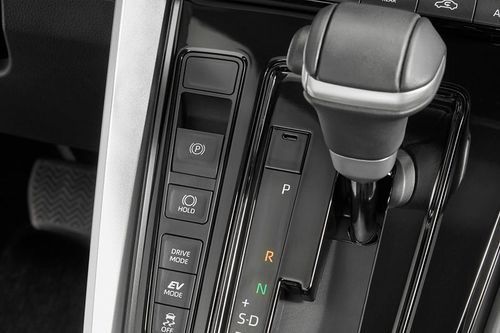 Toyota Innova Hycross Gear Shifter