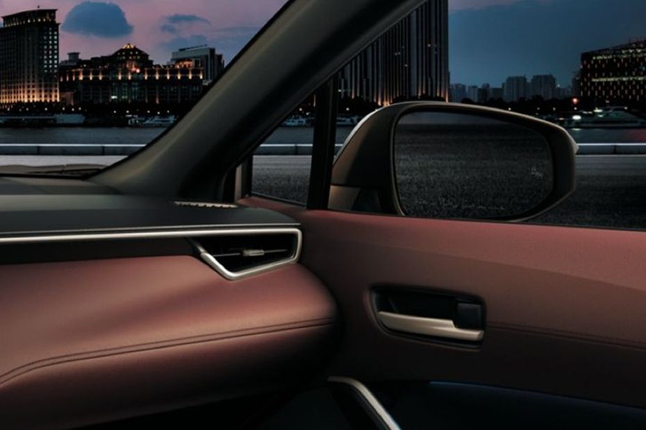 Toyota Corolla Cross Hybrid (2023-2024) Passengers View