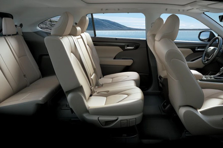 Toyota Highlander Front And Rear Seats Together