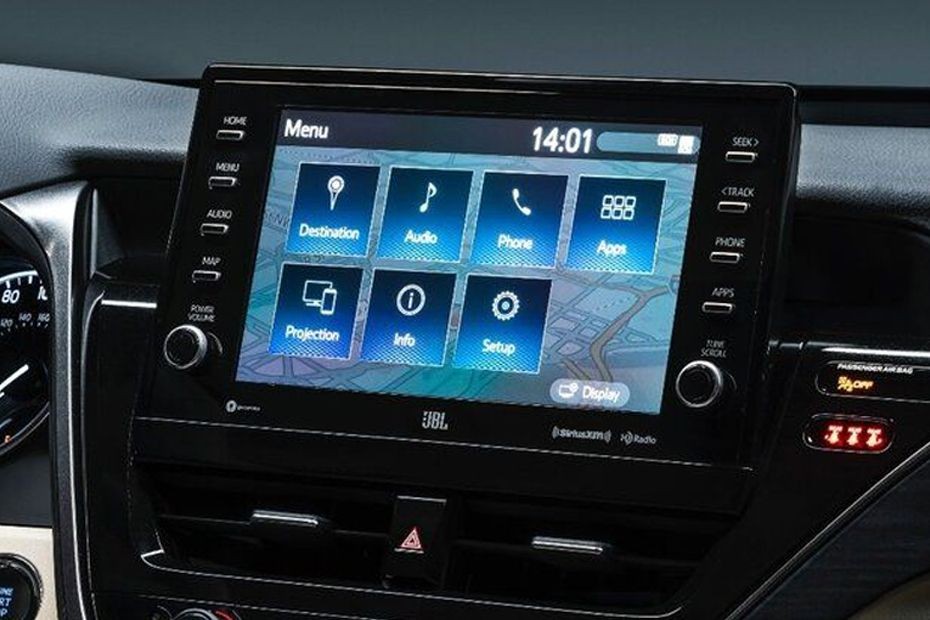 Front AC Controls of Toyota Camry Hybrid