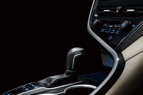 Toyota Camry Hybrid Gear Shifter