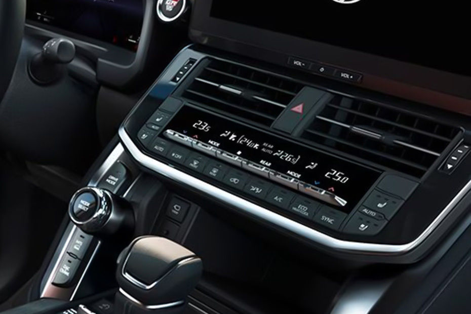 Front AC Controls of Toyota Land Cruiser Hybrid