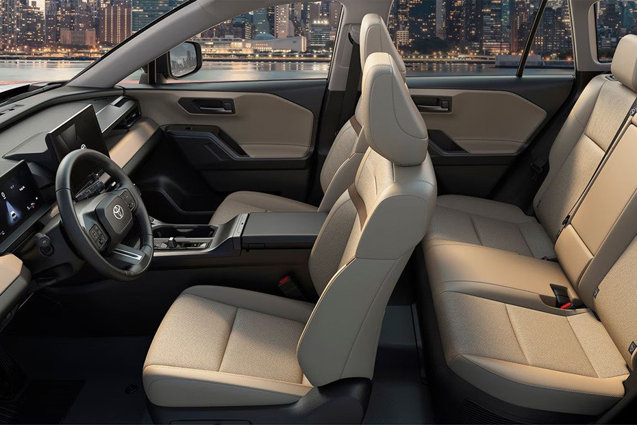 RAV 4 HEV Front Seats