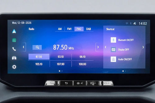 Hilux touch screen