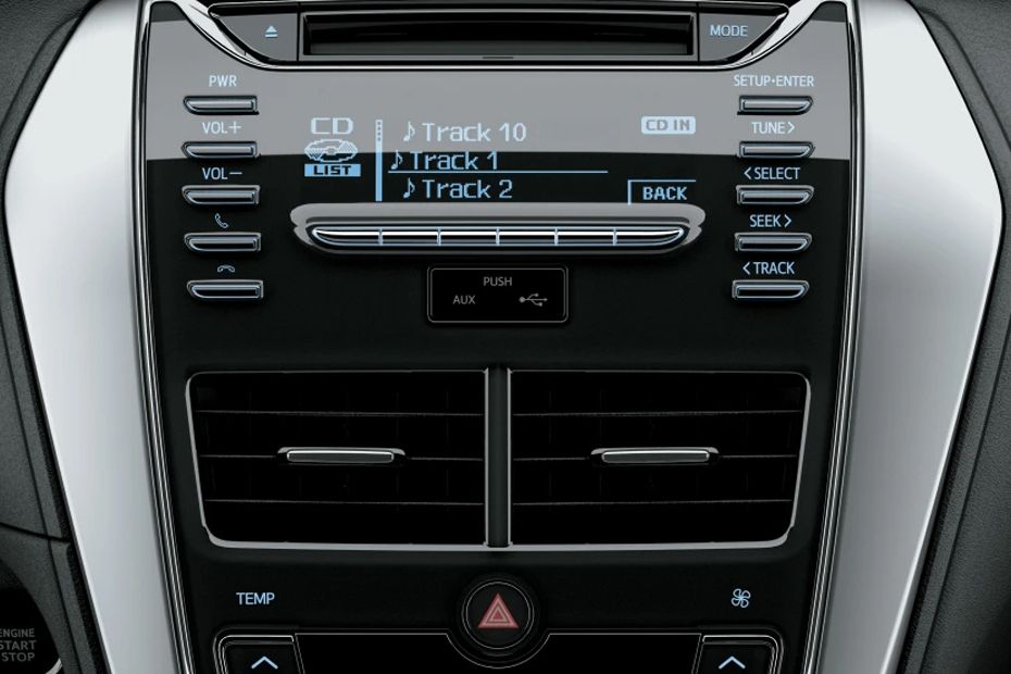 Side AC Controls of Toyota Yaris Hatchback